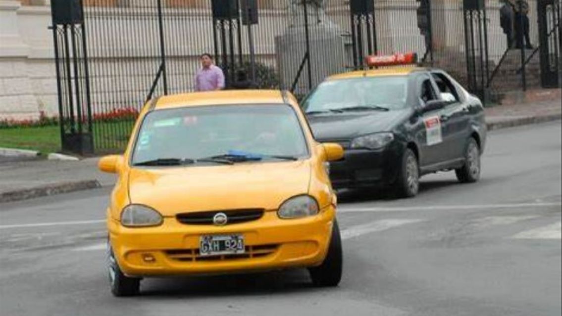 Tomar un taxi en Jujuy cuesta un 30% más que la semana pasada