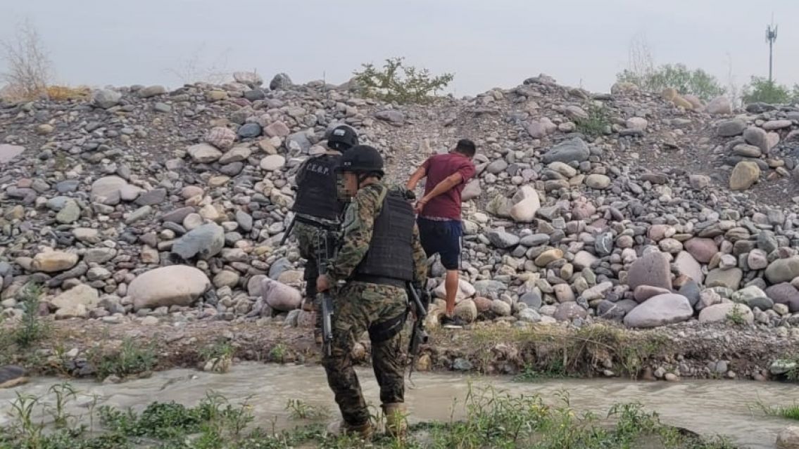 Detuvieron a dos peligrosos delincuentes de Jujuy: uno de ellos estaba armado