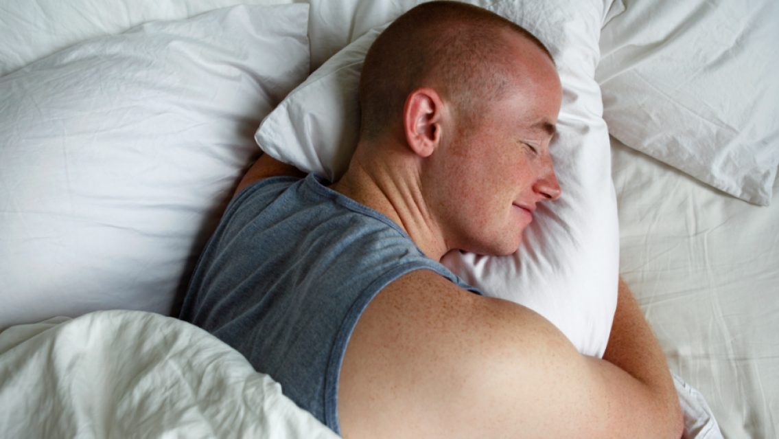 La fruta que te hace dormir más rápido: La conseguís en todos lados