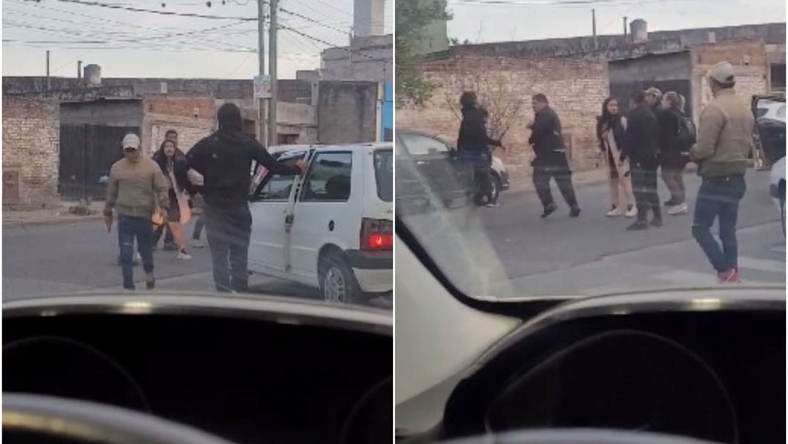Apareci� el "Cavani" juje�o y empez� a repartir pi�as en la calle