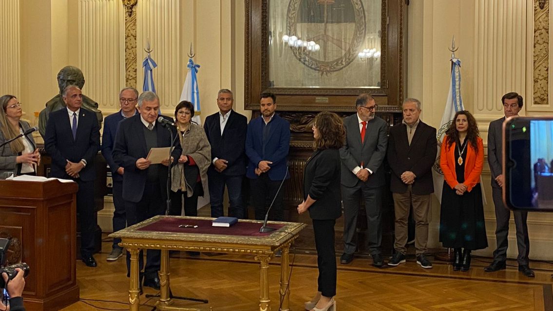 Jujuy ya tiene nueva ministra: asumió Serrano en Educación