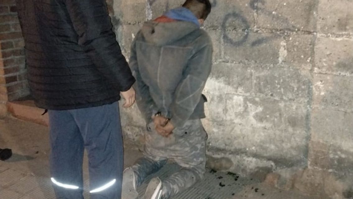 Gorriti: le dieron la cana cuando intentaba robar y se dieron cuenta que tenía un arma