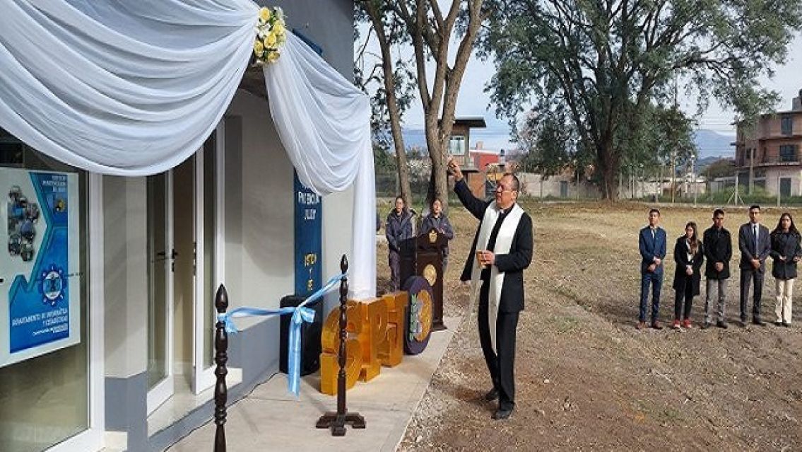 Con la bendici�n del cura: inauguraron las oficinas del Servicio Penitenciario