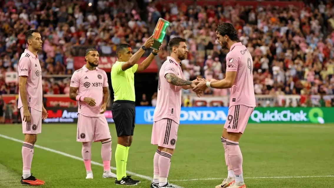 Más fortuna que Messi: U$S 1.000 millones. Quién es el compañero del Inter que lo supera