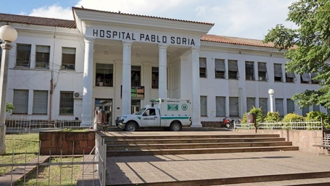 Perico: un juje�o cay� al vac�o desde 6 metros de altura y se salv� de milagro