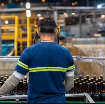 Conocida empresa de cervecer&iacute;a busca empleados: ofrecen $250.000