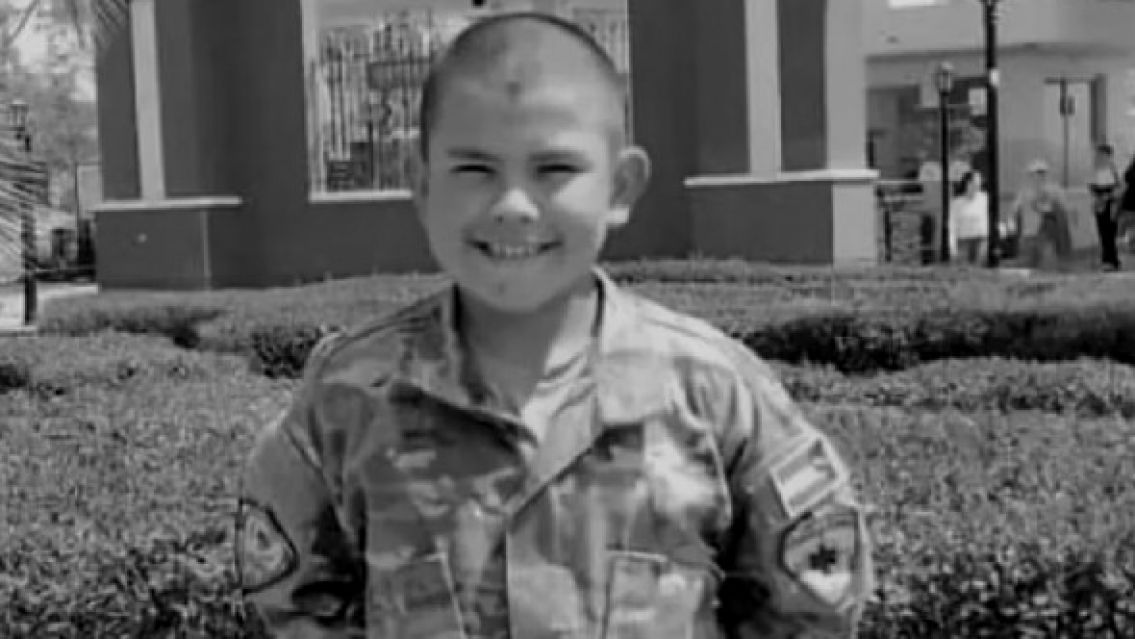 Leo no murió como dijo su mamá: dónde estaba su papá y qué dice la autopsia